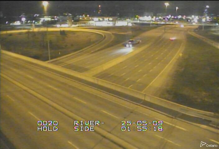 Traffic camera image at 2025-05-09 06:00:44