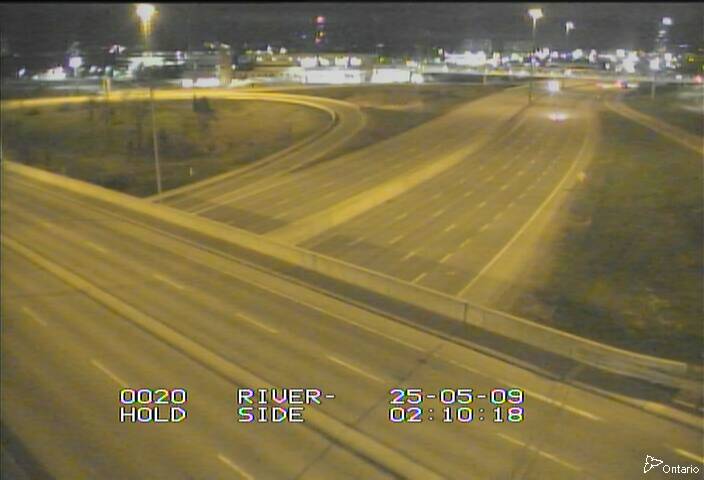 Traffic camera image at 2025-05-09 06:15:44