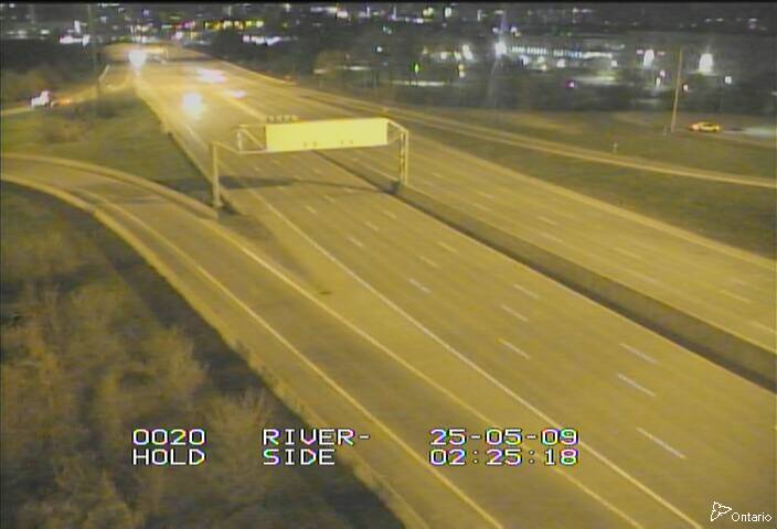Traffic camera image at 2025-05-09 06:30:44