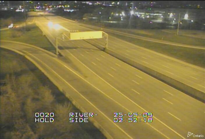 Traffic camera image at 2025-05-09 06:55:50
