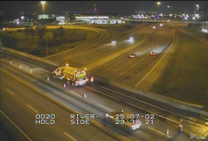 Traffic camera image at 2025-07-03 03:37:40