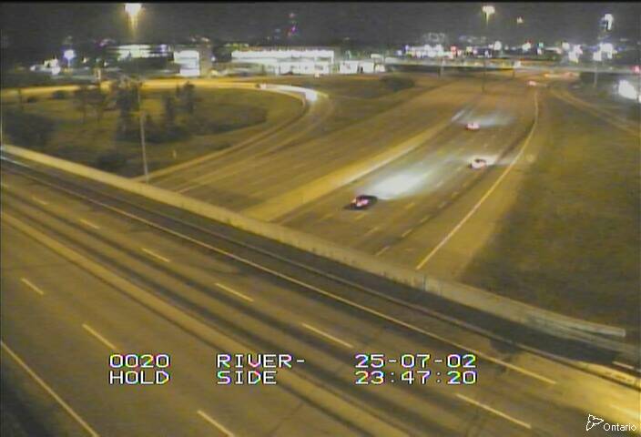Traffic camera image at 2025-07-03 03:51:03
