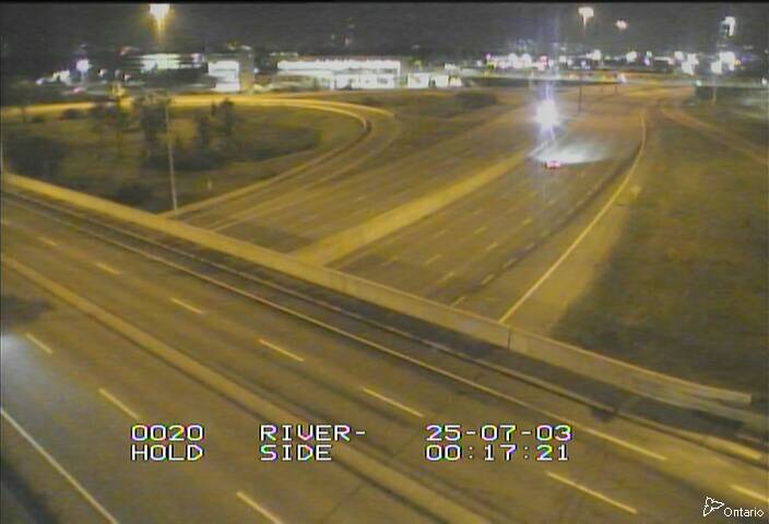Traffic camera image at 2025-07-03 04:20:48