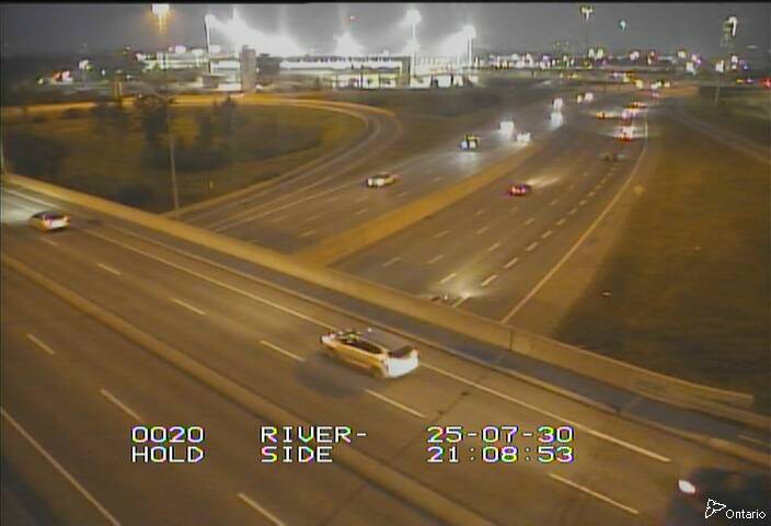 Traffic camera image at 2025-07-31 01:11:00
