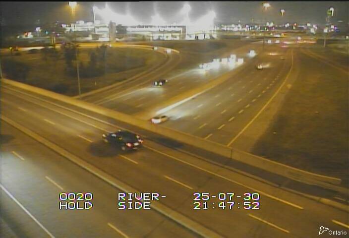 Traffic camera image at 2025-07-31 01:50:51