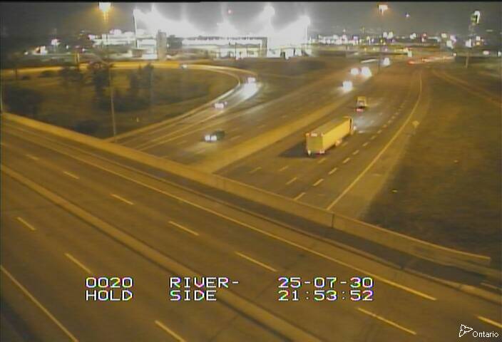 Traffic camera image at 2025-07-31 01:55:54