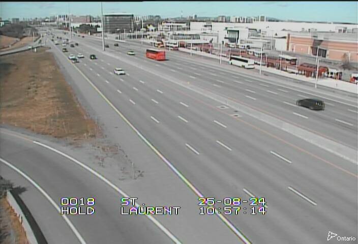 Traffic camera image at 2025-08-24 15:01:00
