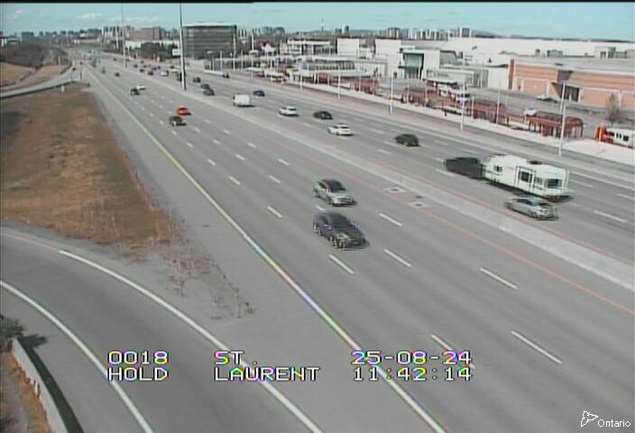 Traffic camera image at 2025-08-24 15:46:03