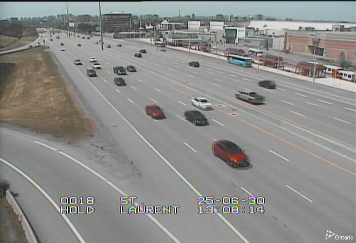 Traffic camera image at 2025-06-30 17:11:11