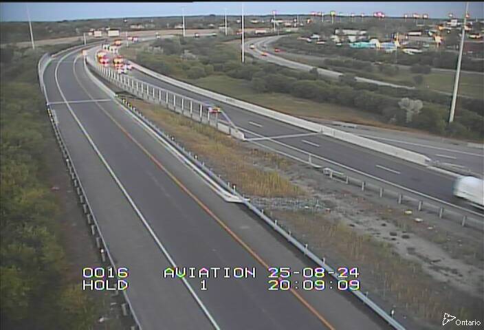 Traffic camera image at 2025-08-25 00:10:58