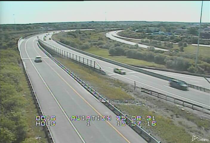 Traffic camera image at 2025-08-31 15:01:03