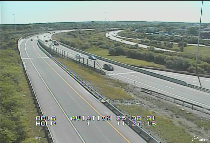 Traffic camera image at 2025-08-31 15:31:04