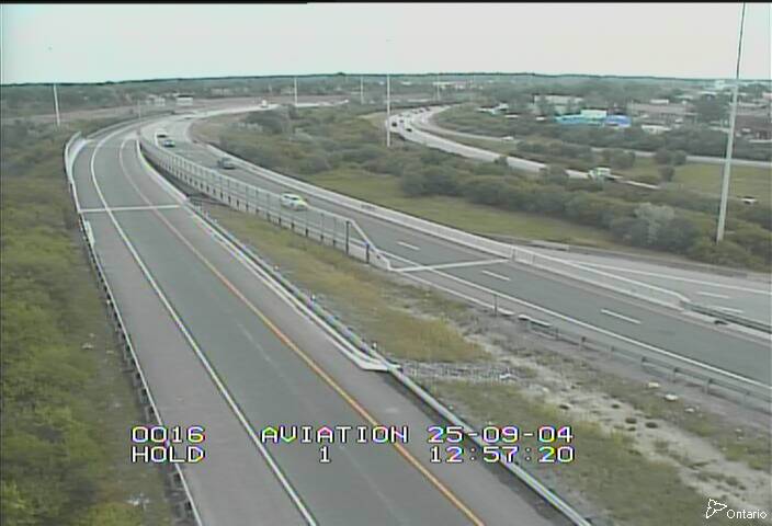 Traffic camera image at 2025-09-04 17:01:00