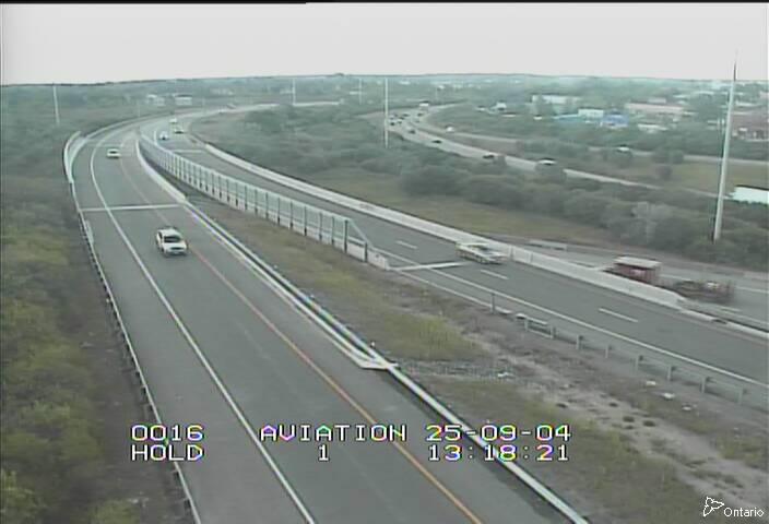 Traffic camera image at 2025-09-04 17:21:06