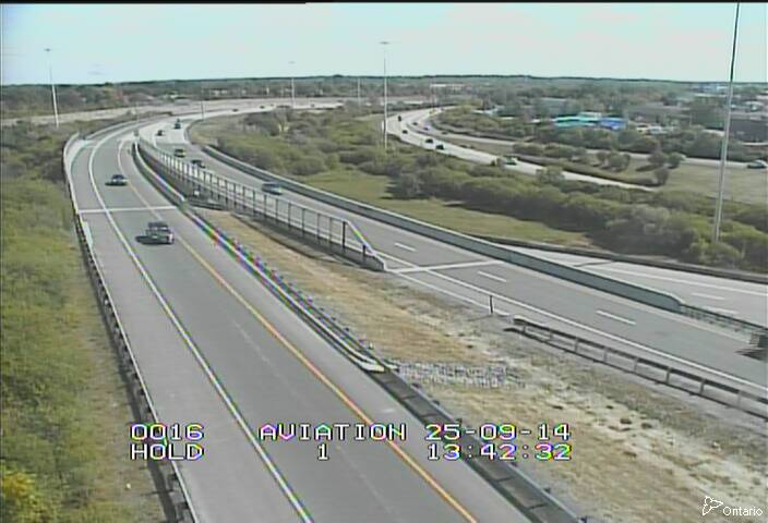 Traffic camera image at 2025-09-14 17:46:05