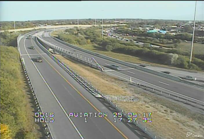 Traffic camera image at 2025-09-17 21:31:01