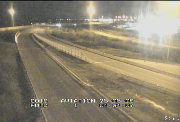 Traffic camera image at 2025-05-09 05:36:18