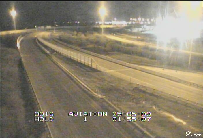 Traffic camera image at 2025-05-09 06:00:44