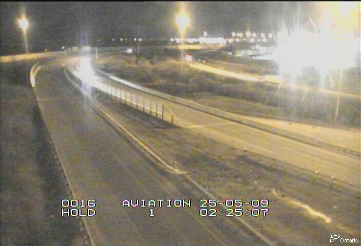 Traffic camera image at 2025-05-09 06:30:44