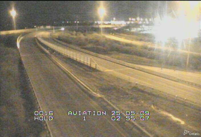 Traffic camera image at 2025-05-09 07:00:46