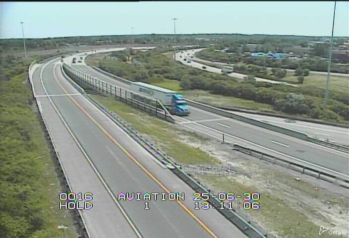 Traffic camera image at 2025-06-30 17:16:16