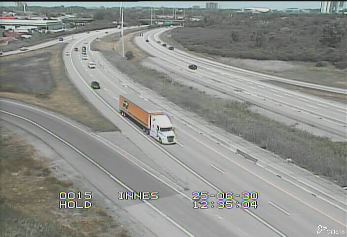 Traffic camera image at 2025-06-30 16:38:03
