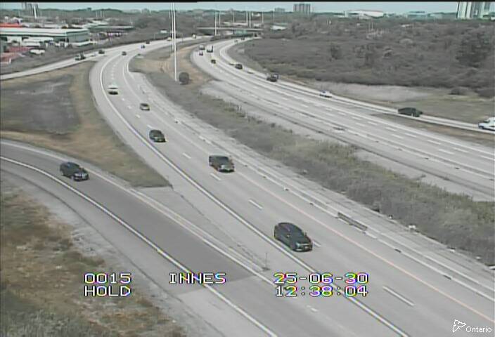 Traffic camera image at 2025-06-30 16:40:58