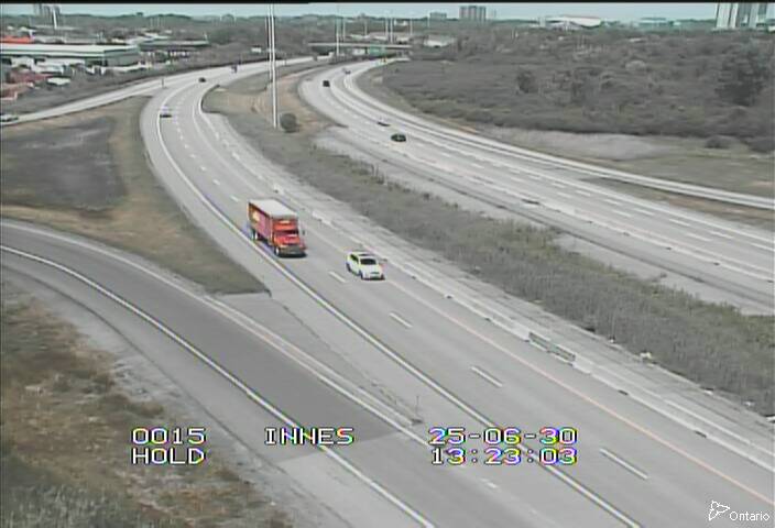Traffic camera image at 2025-06-30 17:26:18