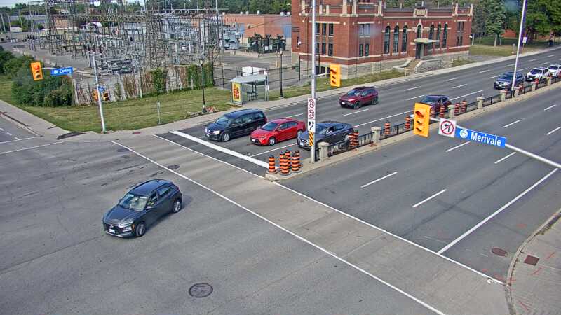 Traffic camera image at 2025-09-14 18:35:09