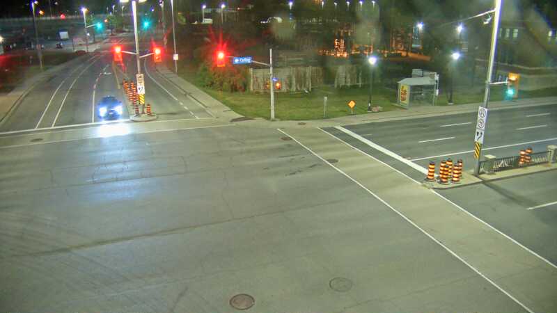 Traffic camera image at 2025-09-16 01:00:02
