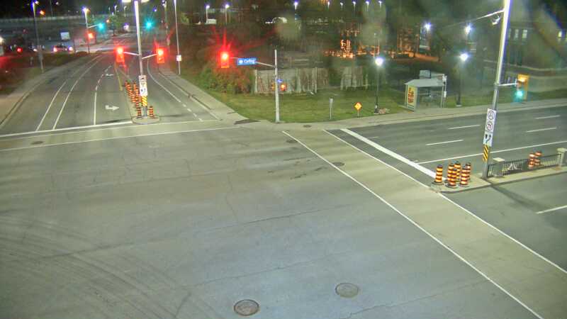 Traffic camera image at 2025-09-16 01:05:11