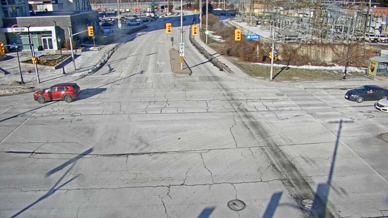 Traffic camera image at 2024-12-21 17:05:47