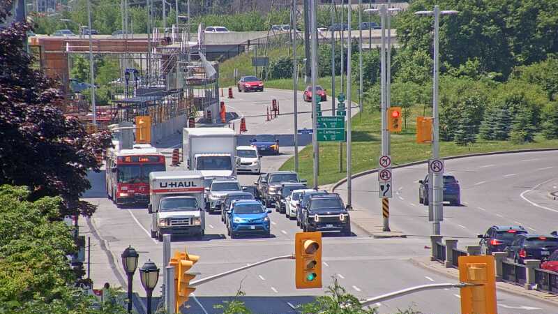 Traffic camera image at 2025-06-30 17:05:17