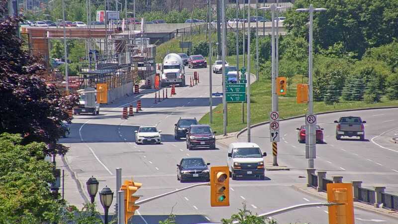 Traffic camera image at 2025-06-30 17:15:18
