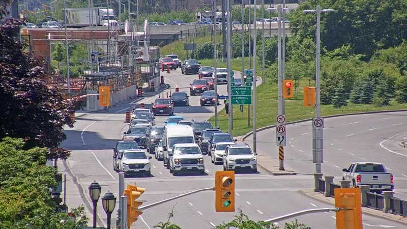 Traffic camera image at 2025-06-30 17:45:16