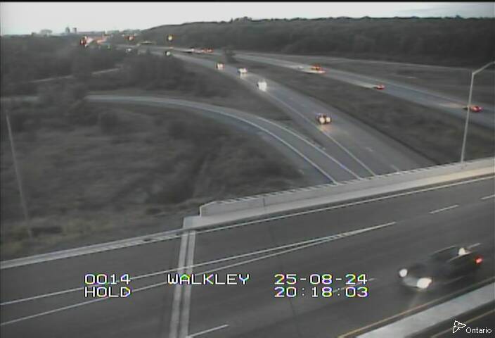 Traffic camera image at 2025-08-25 00:20:50