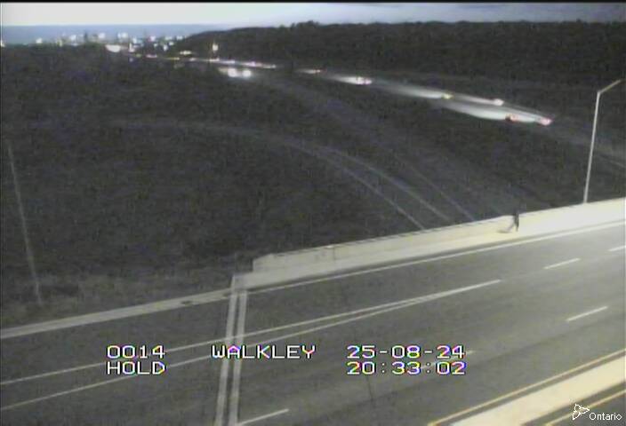 Traffic camera image at 2025-08-25 00:35:56