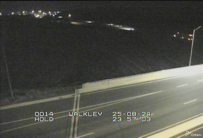 Traffic camera image at 2025-08-25 04:00:59