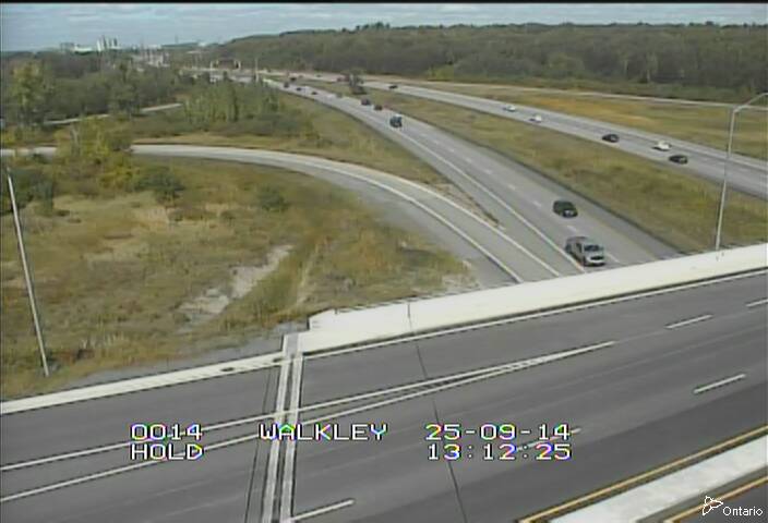 Traffic camera image at 2025-09-14 17:16:04
