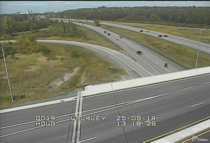 Traffic camera image at 2025-09-14 17:21:01