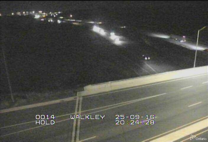 Traffic camera image at 2025-09-17 00:25:59