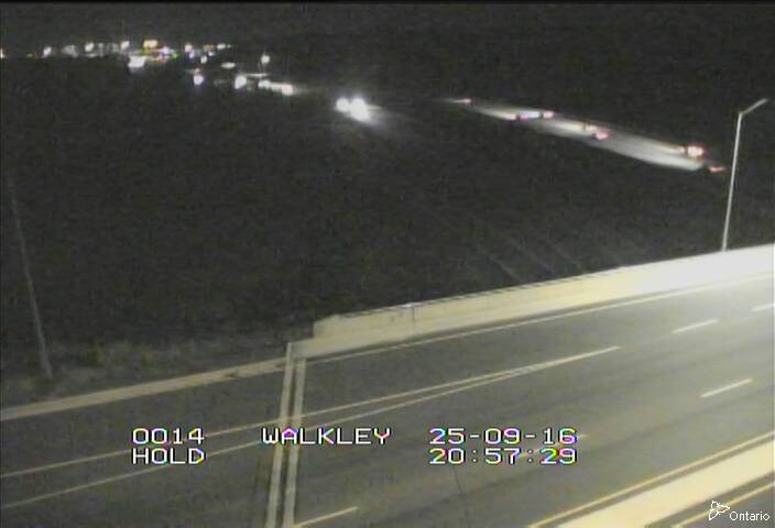 Traffic camera image at 2025-09-17 01:00:29