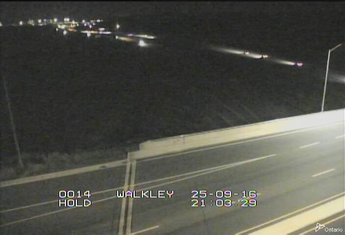 Traffic camera image at 2025-09-17 01:05:56