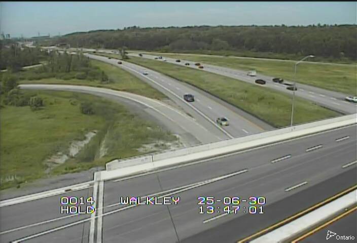 Traffic camera image at 2025-06-30 17:51:01