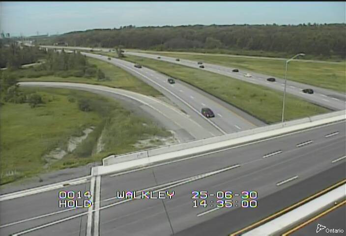 Traffic camera image at 2025-06-30 18:37:39