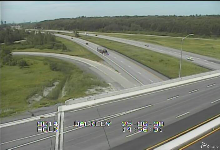 Traffic camera image at 2025-06-30 19:01:02