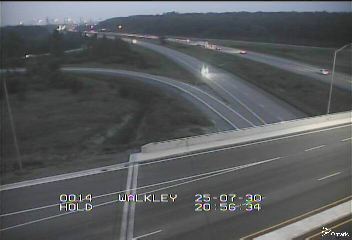 Traffic camera image at 2025-07-31 01:00:57