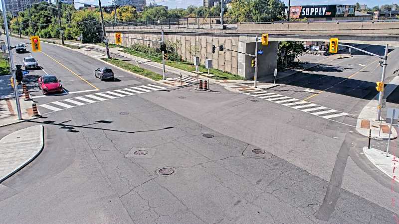 Traffic camera image at 2025-09-14 18:01:22