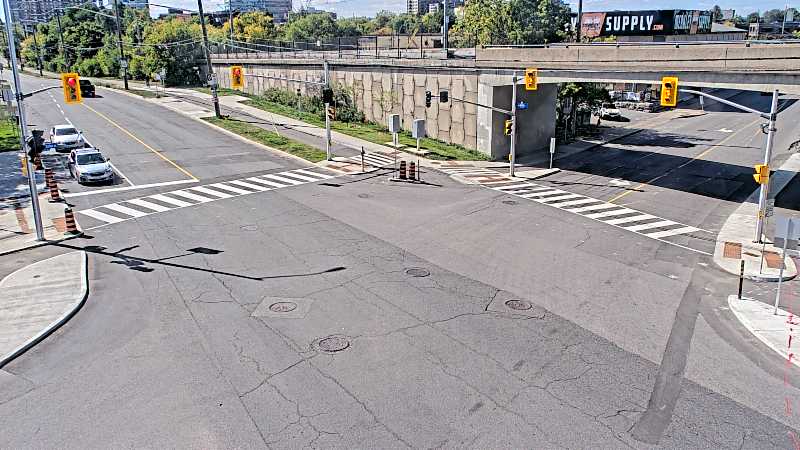 Traffic camera image at 2025-09-14 18:21:01