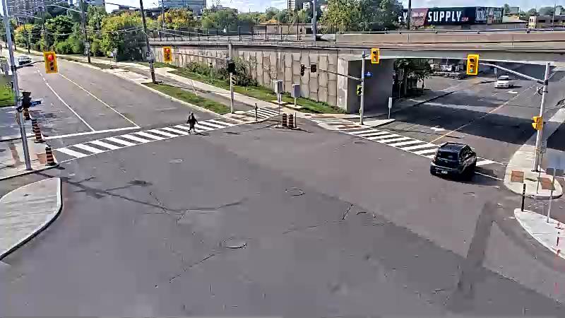 Traffic camera image at 2025-09-14 18:46:05